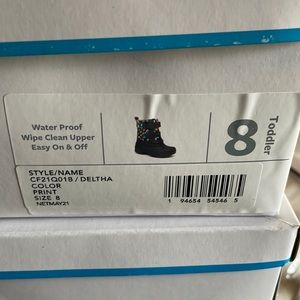 Carters brand new girls snow boots